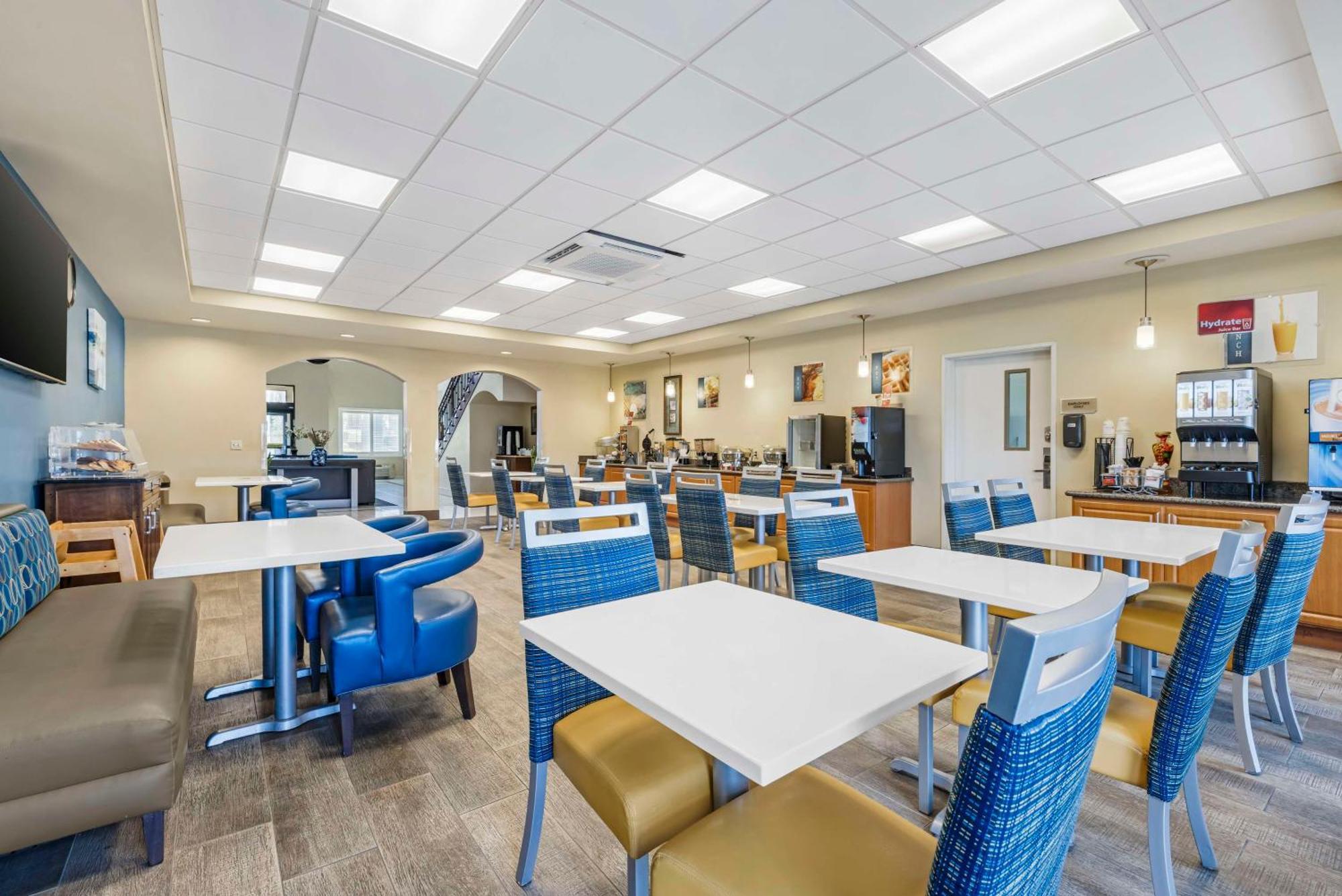 Best Western Plus Lake Elsinore Inn & Suites Eksteriør billede