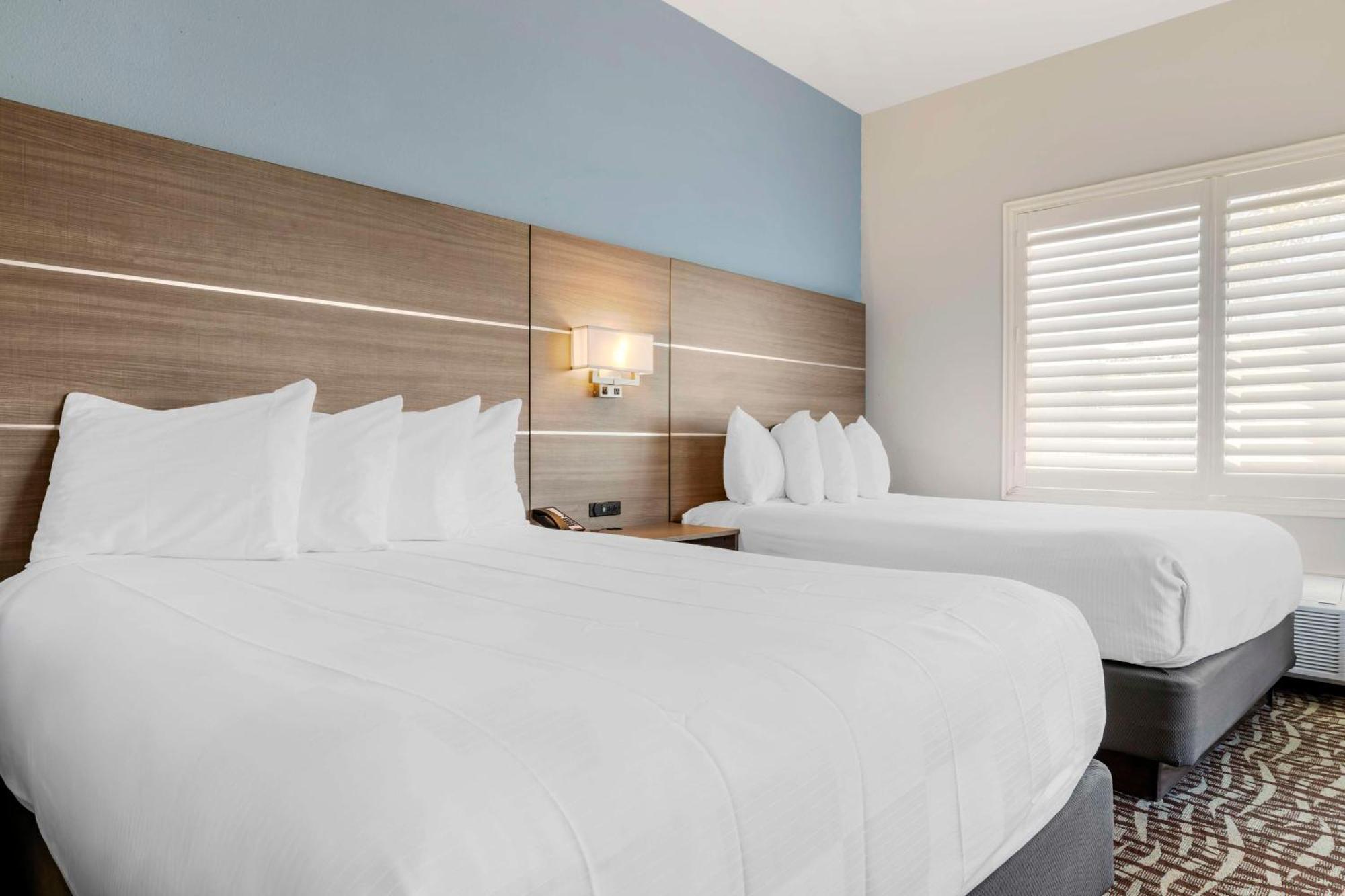 Best Western Plus Lake Elsinore Inn & Suites Eksteriør billede