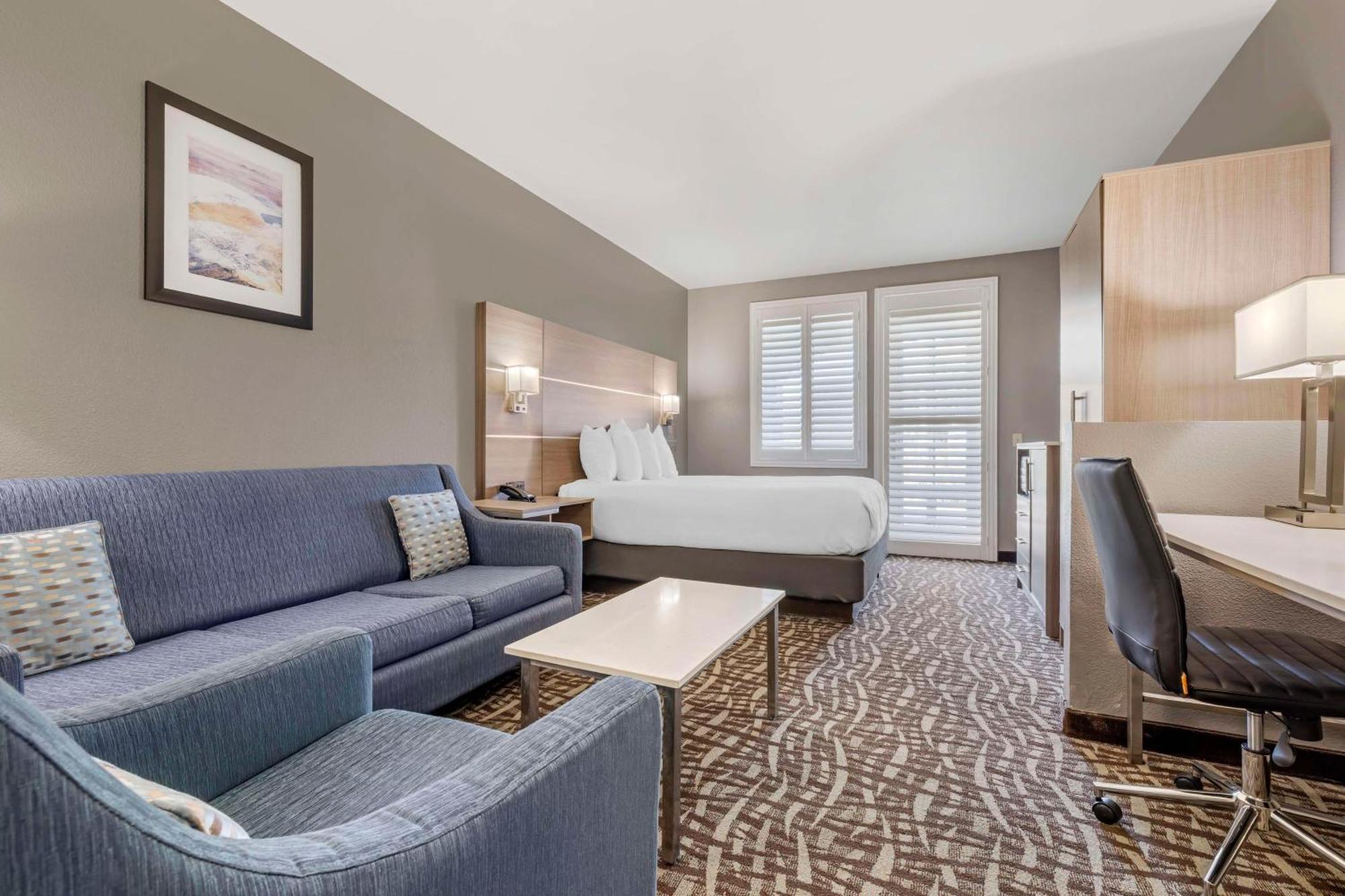 Best Western Plus Lake Elsinore Inn & Suites Eksteriør billede