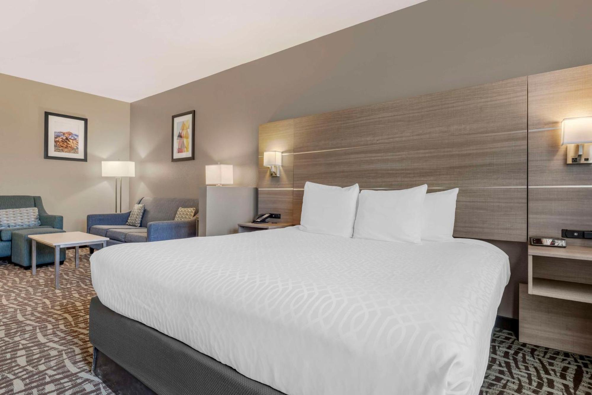 Best Western Plus Lake Elsinore Inn & Suites Eksteriør billede