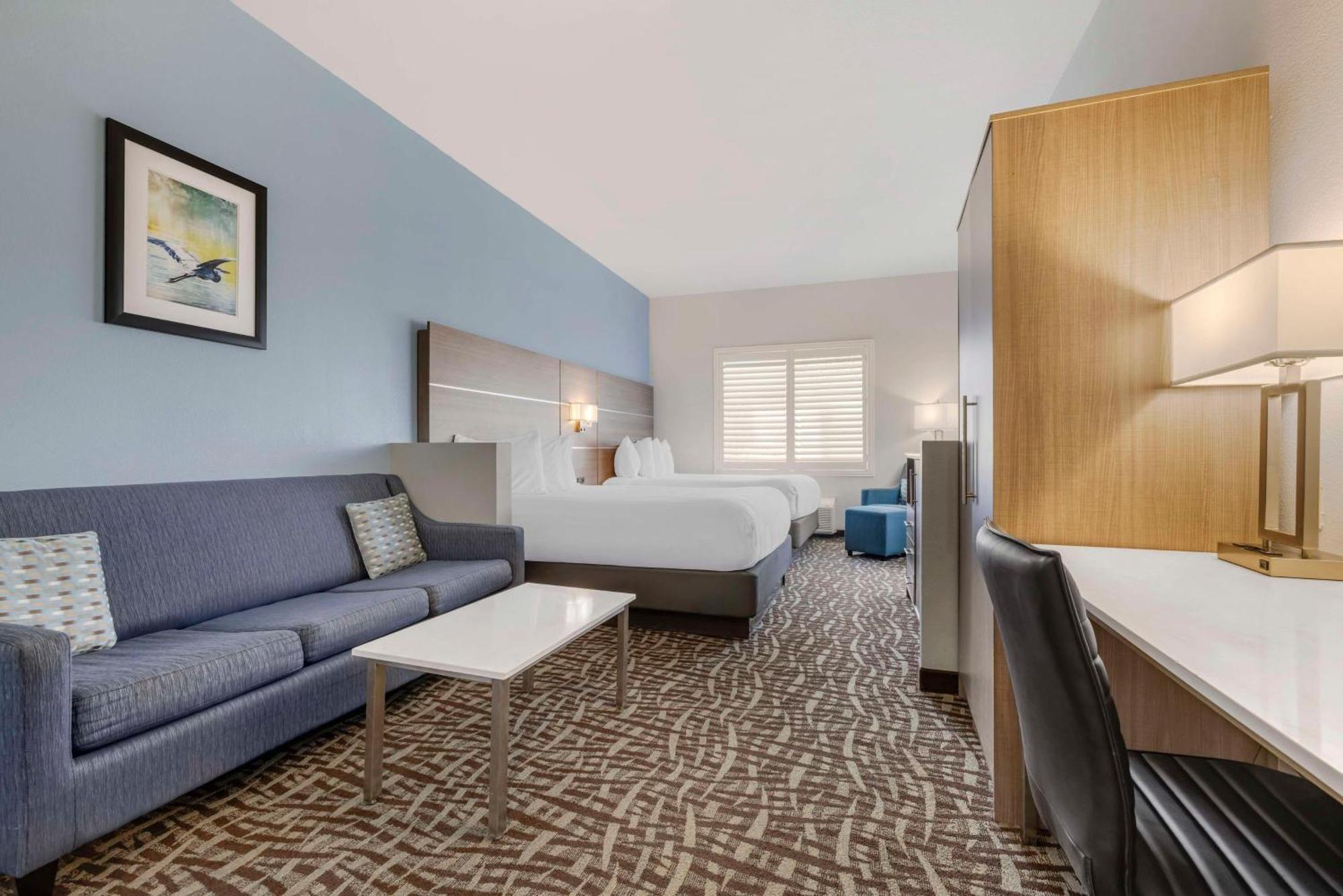Best Western Plus Lake Elsinore Inn & Suites Eksteriør billede