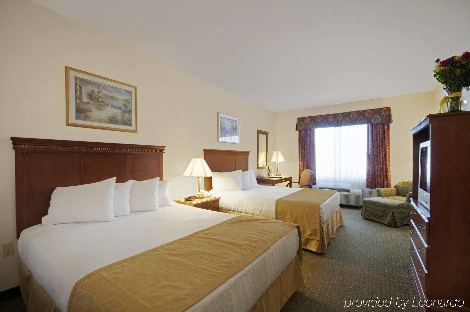 Best Western Plus Lake Elsinore Inn & Suites Eksteriør billede