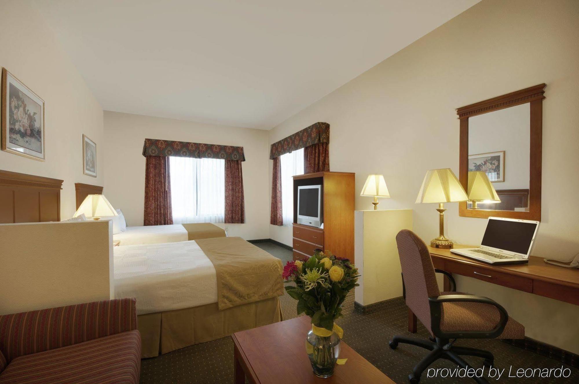 Best Western Plus Lake Elsinore Inn & Suites Eksteriør billede
