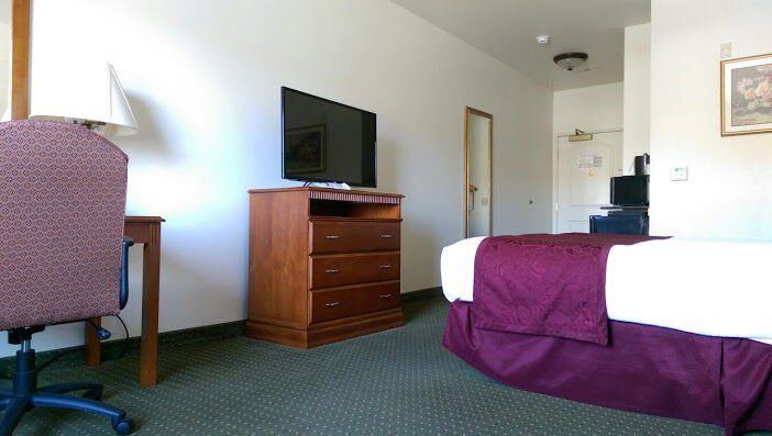 Best Western Plus Lake Elsinore Inn & Suites Eksteriør billede